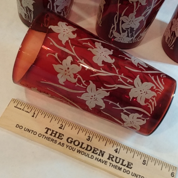 Vintage Rudy Red Tumblers - Picture 4 of 5